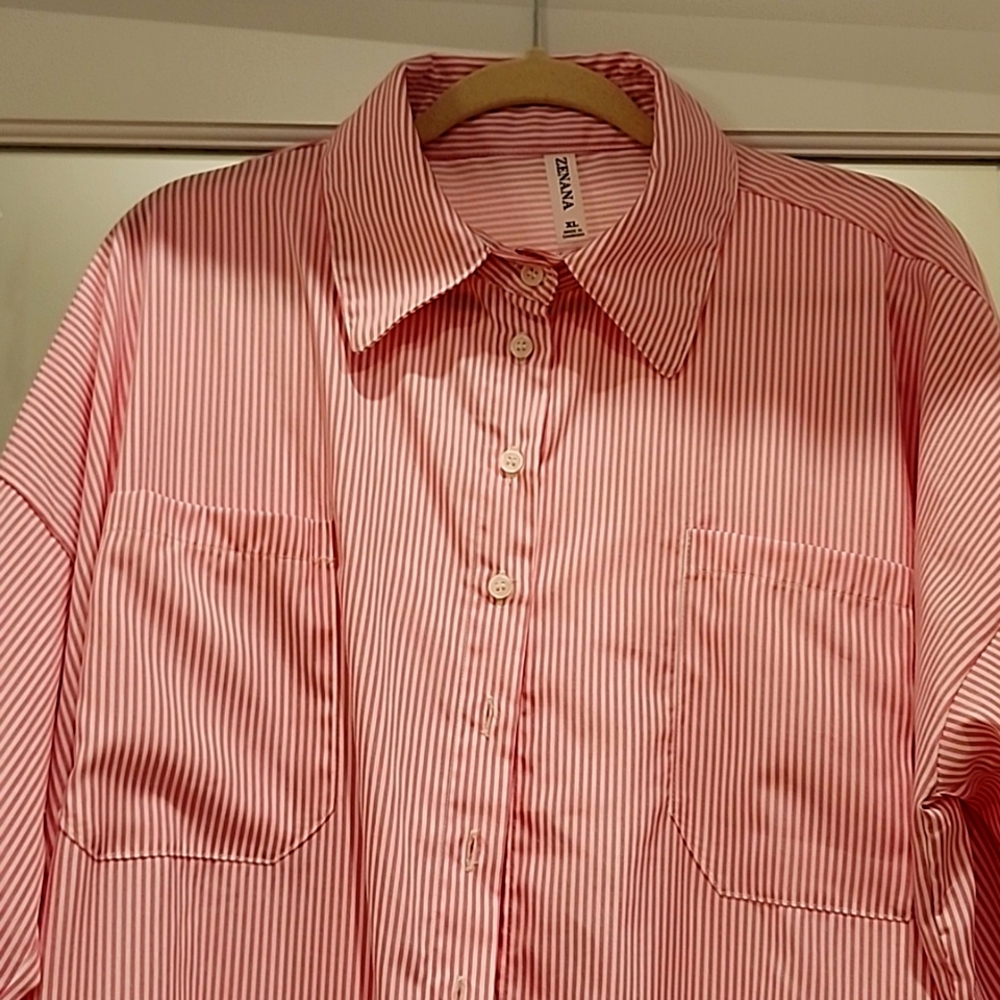 Boutique white/pink striped shirt DUSTER